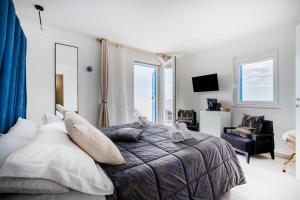 Mare | Fronte Mare con Balcone – Vicino al Centro Storico