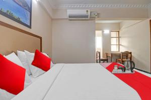 Hotel O Poptavern Premium