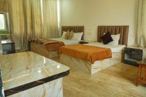 Hotel Satyam And Restaurant