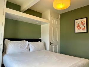 Beach Cottage 33, Just a Short Stroll to the Beach