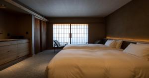 Higashiyama Shikikaboku