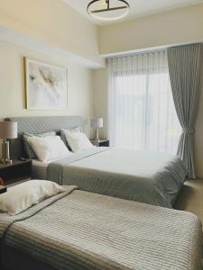 Chic and Cozy Condo - near Ayala and Cebu IT Park