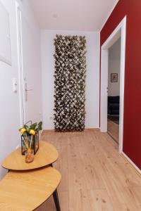 vivid & red - Netflix - City - Wifi - 4 Person