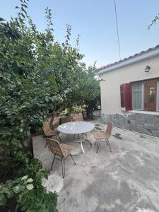 90m2 2 Bedroom Apartment in Myrina Center - Port of Myrina