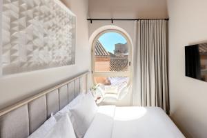 Coeo Santa Maria Cathedral Signature Apartments