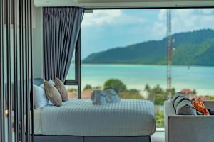 Luxury 6BR Seaview Statement Villa - Villa Legend