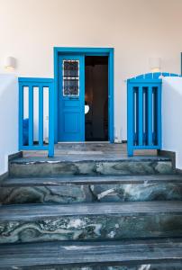 Eiriana Luxury Suites Milos Greece