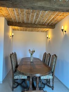 B&B / Chambres d'hotes Mas des quatre cypres : photos des chambres