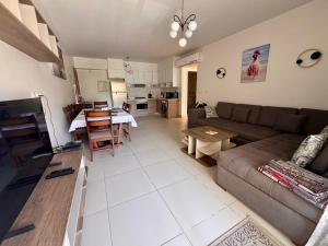 MARASSI Marina for CPL,Group,family 1BR 3BD near of SOL beach