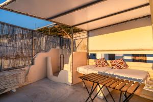 The Lookout in Mirsini - Roof Terrace - AC - WIFI