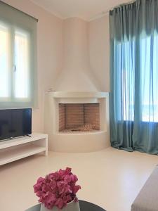 Aktaea, Seaside Residence