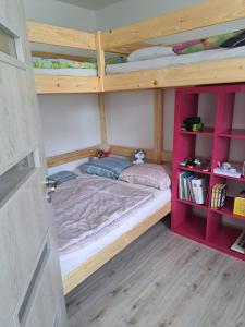 Moderní apartmán s balkonem v srdci Pardubic