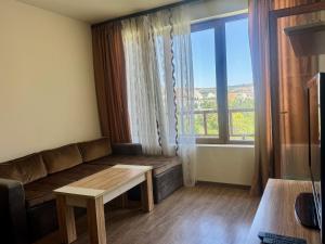 Апартамент Ломбарди-Балчик