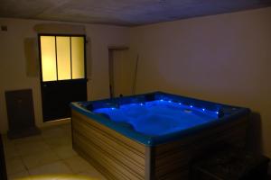 Maisons de vacances Les Voutelettes : Maison 2 Chambres