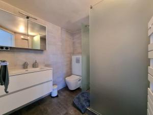 Appartements Centre ville - Triplex Les Cordeliers - 6 couchages -Air Conditionne : photos des chambres