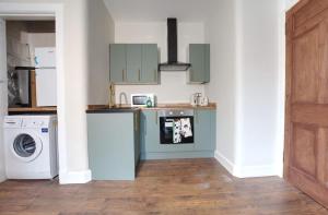 Stylish Top-Floor Flat - Leith