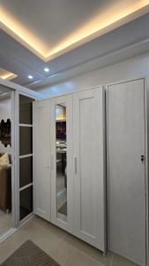 Sevillanos City Escape at Shore 1 Near MOA