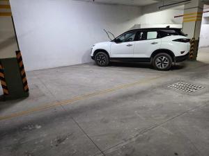 Spacious Gated 3BHK in IT corridor