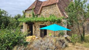 Maisons de vacances Grande maison en pierre : photos des chambres