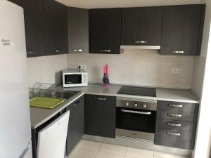 2 bedrooms Sea view Beach 100 m amazing terace