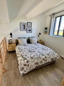 Luxury 1 bed house with shared pool