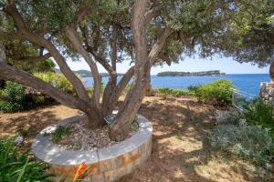 Villa Serenity - Seaside 3bd Home