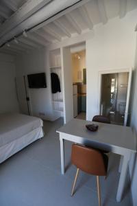 Nel cuore del centro storico in piazzetta w AC