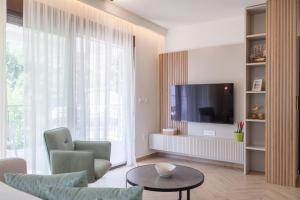 D Star - New Luxury Apartment with Big Balcony Bay View