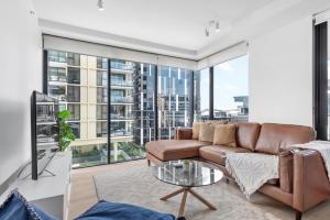 South Bank Sensational - 2Bed-2Bath-1Car-Pool