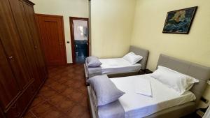 Spacious 3-Bedroom Apartment with Garden & Balcony in Tirana