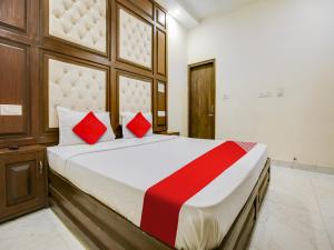 Hotel O Raj Residency Mohali Phase 2