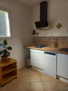 Logement 2 personnes cosy avec petit jardin