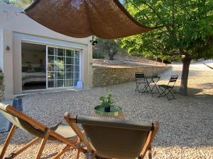 Maisons d'hotes Cabanon Tihou bain nordique privatif piscine havre de paix : photos des chambres