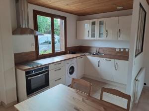 Duplex dans maison normande avec accès au jardin