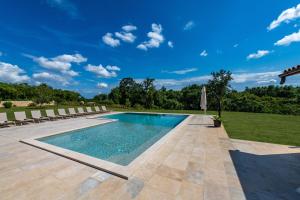 Villa Dika, a beautiful and spacious villa with a fantastic pool