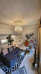 City Centre Georgian Style Apartment