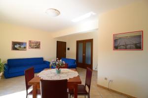 Tra il fuoco dellEtna e Taormina