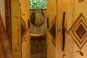 Universo Pol Bamboo Hostel