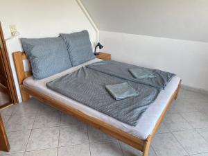 Seasons & Connections