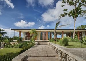 Lebar - Bespoke 3 Bedroom Home with Uluwatu Ocean Views