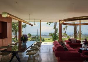 Lebar - Bespoke 3 Bedroom Home with Uluwatu Ocean Views