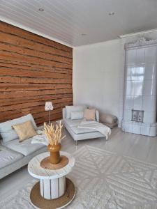 Idyllic wooden house two-room apartment