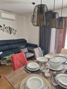 Mirelas golden luxury apartment