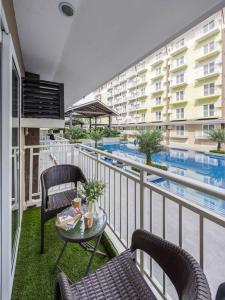 AMANI 132B with Pool View, Near Airport, Mall, Free Pool, Gym, Netflix, 200 Mbps Wi-fi