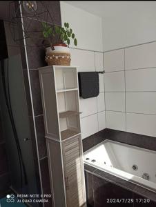 Villas Maison en pleine nature entre Roanne et Charlieu : photos des chambres