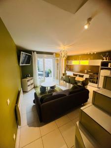 Maisons de vacances PARIS 20 min ORLY Aeroport 10 min Maison Paradis vert : photos des chambres