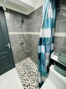 Maisons de vacances PARIS 20 min ORLY Aeroport 10 min Maison Paradis vert : photos des chambres