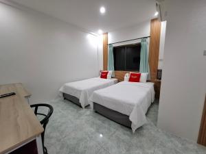 โรงแรมฟร้อนบีช frontbeach