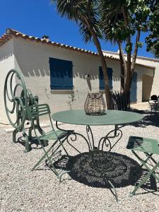 Villas Villa avec piscine privee entre terre, ville et mer : photos des chambres