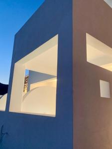 AiΘeria Suites Ios - Room Petra